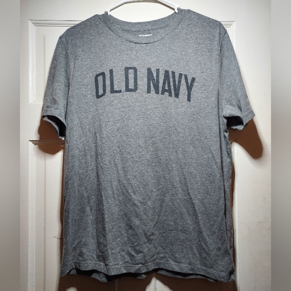 Old Navy Grey Soft-Washed T-Shirt